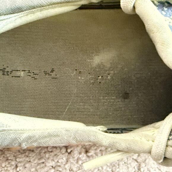 Authentic Adidas YEEZY Boost 350 V2 Semi-Frozen Yellow B37572 Sneakers Sz.9.5 - Picture 6 of 12